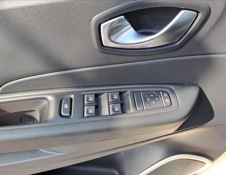 Renault Captur Hatchback 898,0 66 kw