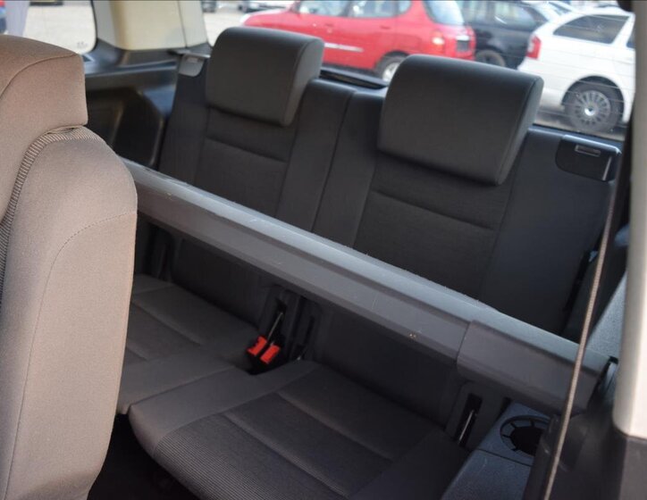 Volkswagen Touran MPV 1,4 l 103 kw