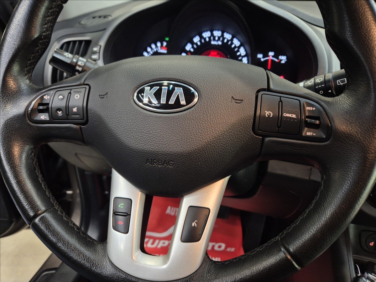 KIA Sportage SUV / Terénní 2,0 l 120 kw