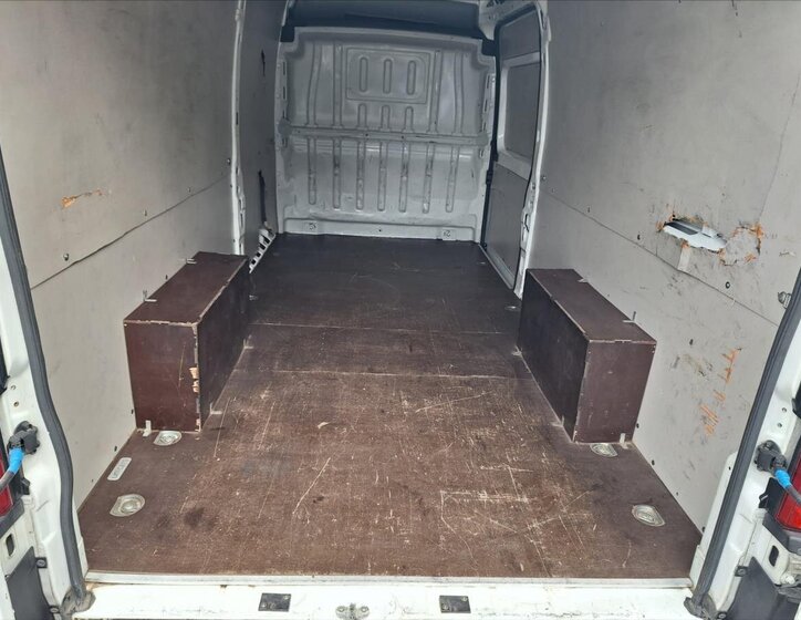 Peugeot Boxer Skříň 2,2 l 121 kw