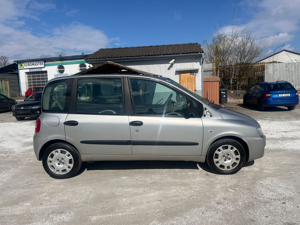 Fiat Multipla Kombi 1,9 l 1910 kw