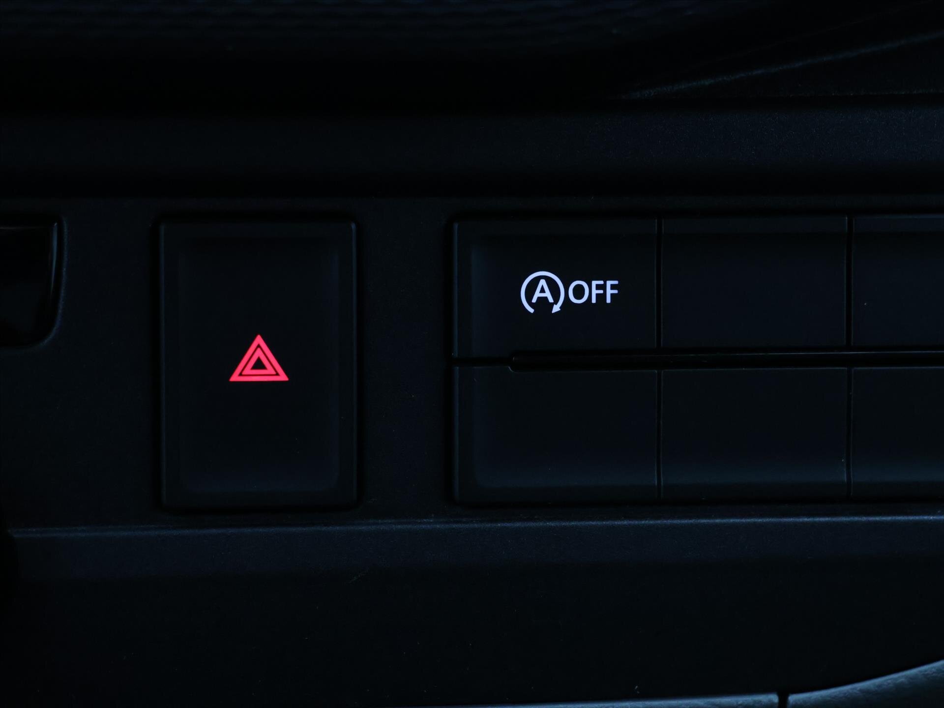 Volkswagen Transporter Kombi 2,0 l 81 kw