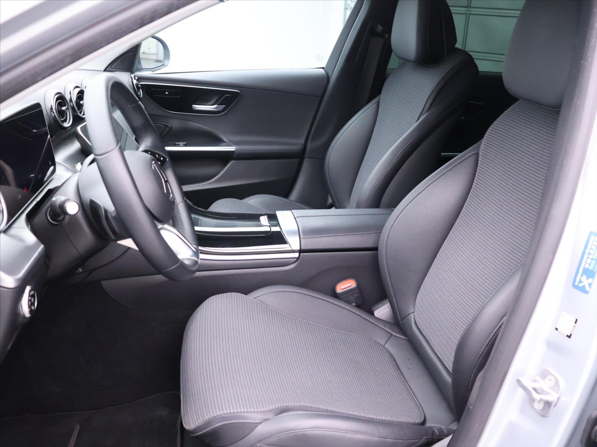 Mercedes-Benz Třídy C Sedan 1,5 l 150 kw