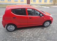 Suzuki Alto Hatchback 996,0 50 kw