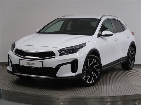KIA XCeed CUV / Crossover 1,5 l 103 kw