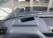 Land Rover Defender 41