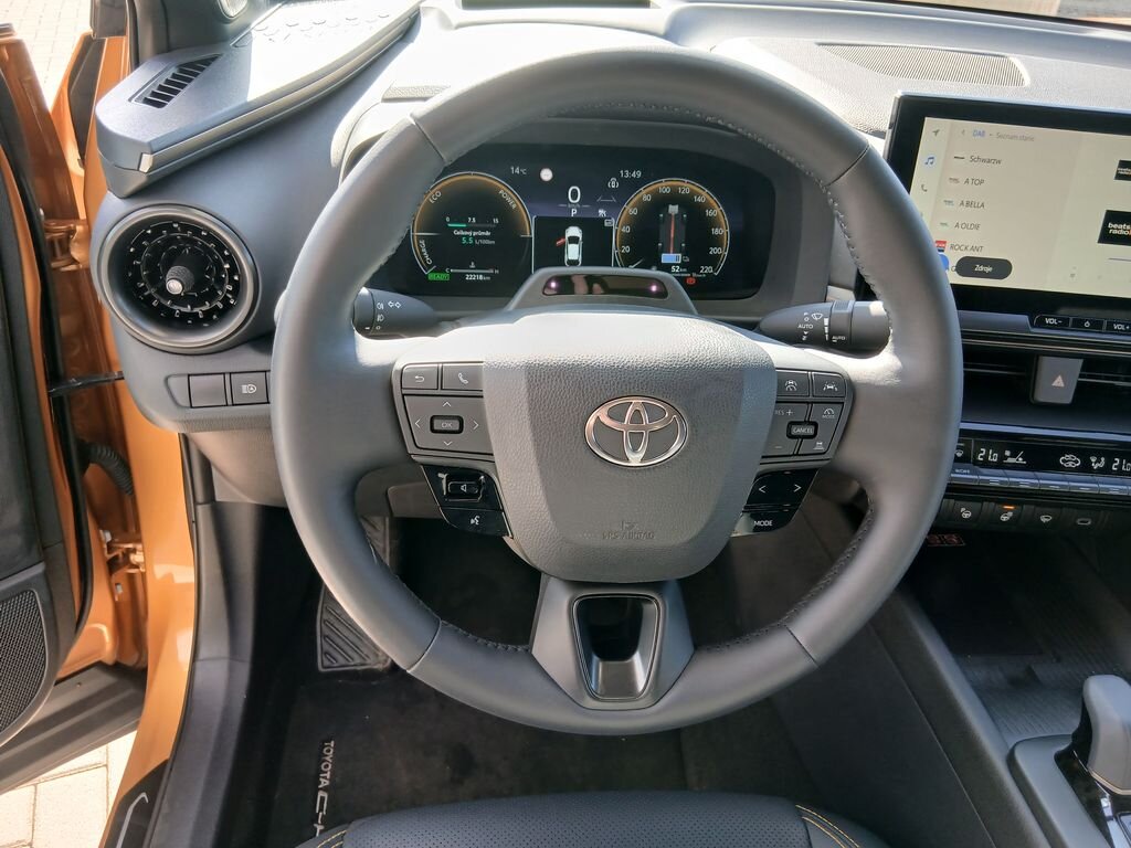 Toyota C-HR SUV / Terénní 2,0 l 112 kw