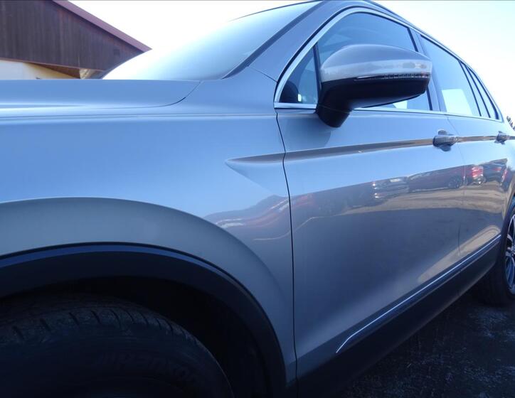 Volkswagen Tiguan 16