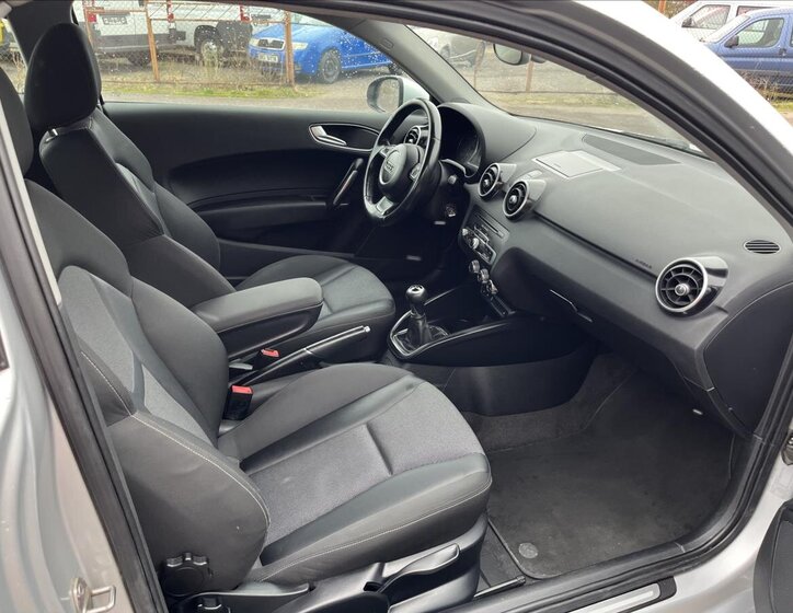 Audi A1 Hatchback 1,6 l 77 kw