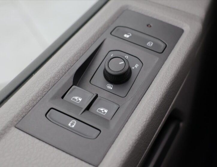 Volkswagen Transporter 16