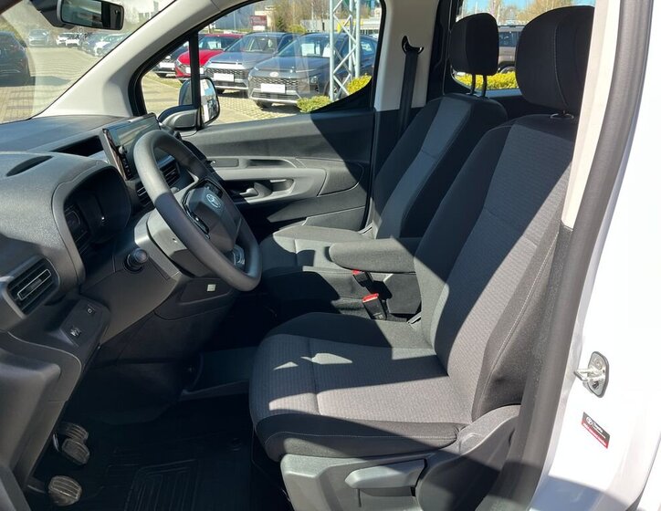 Toyota ProAce City Verso MPV 1,5 l 75 kw
