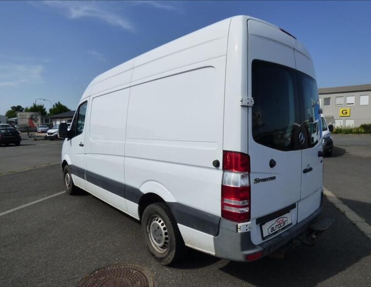 Mercedes-Benz Sprinter 5