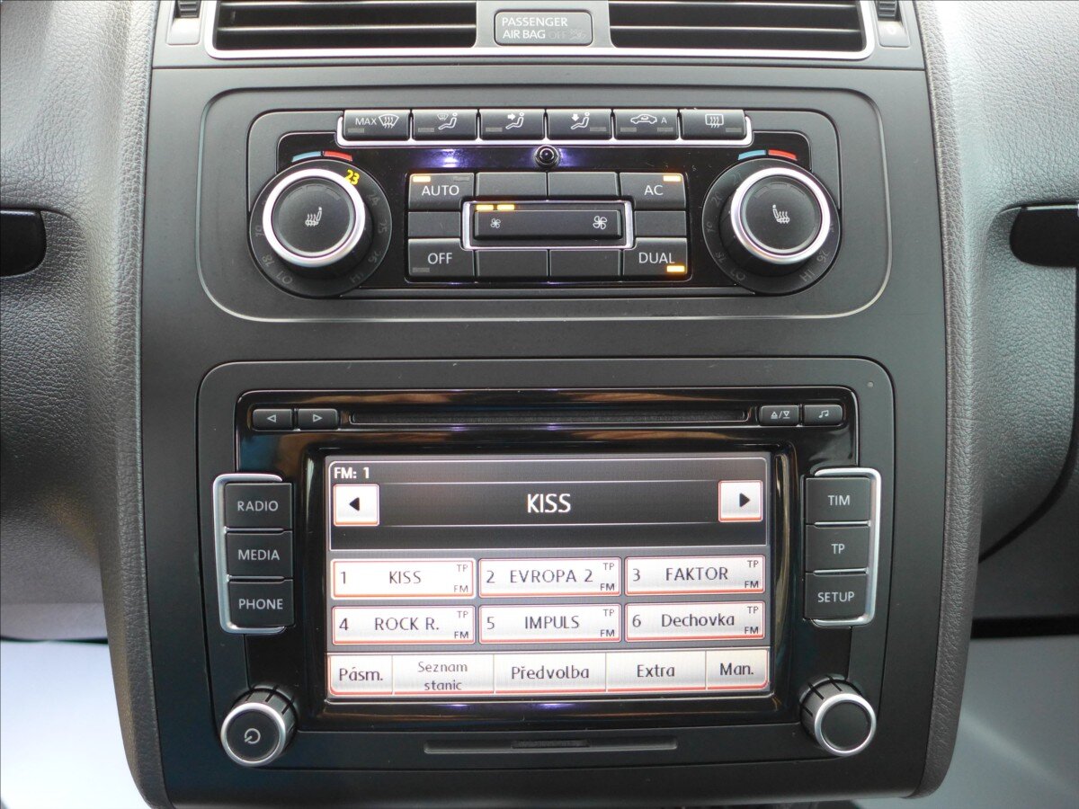 Volkswagen Touran Kombi 1,6 l 77 kw