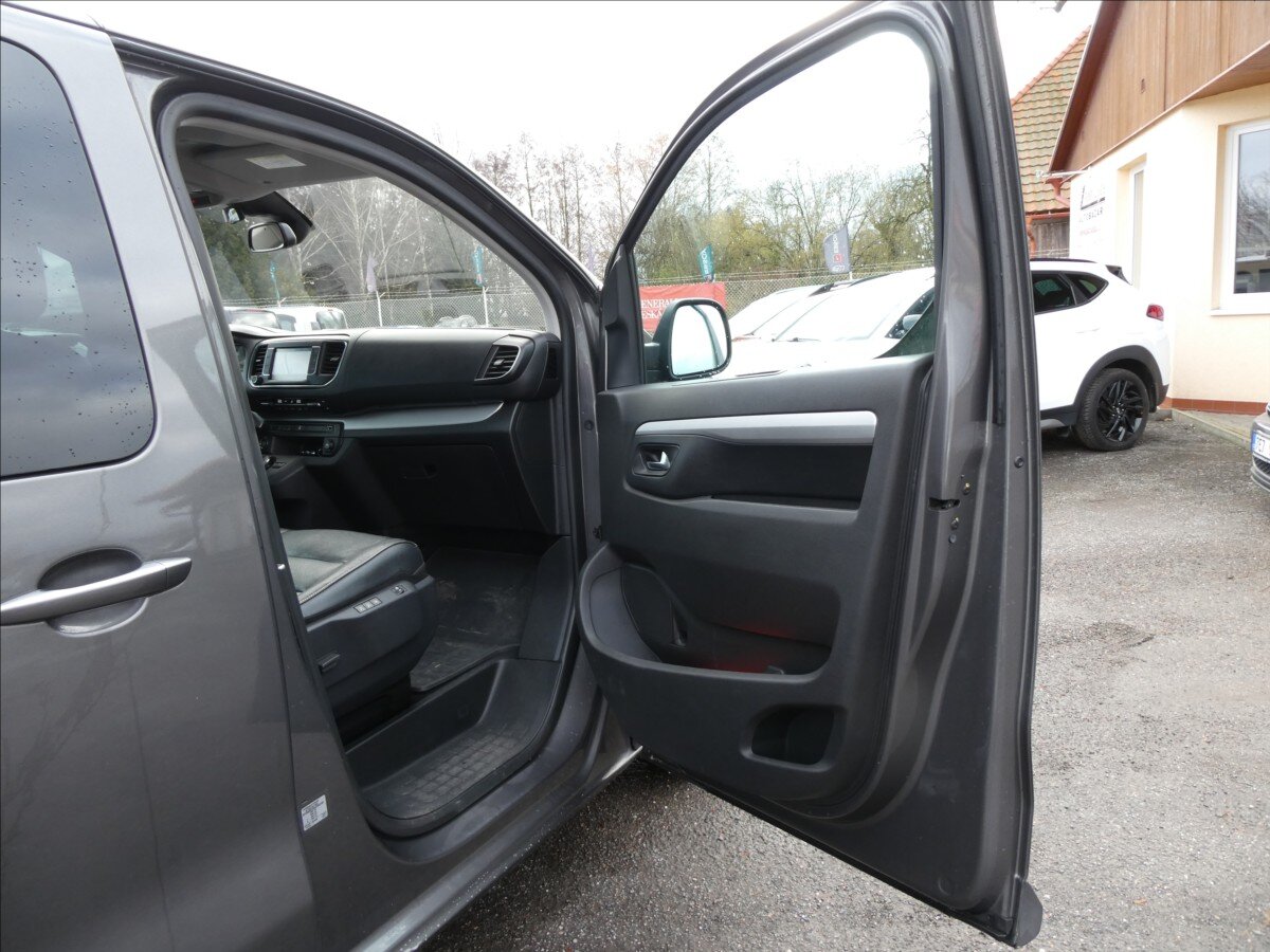 Peugeot Traveller MPV 2,0 l 130 kw