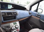 Lancia Phedra MPV 2,2 l 94 kw