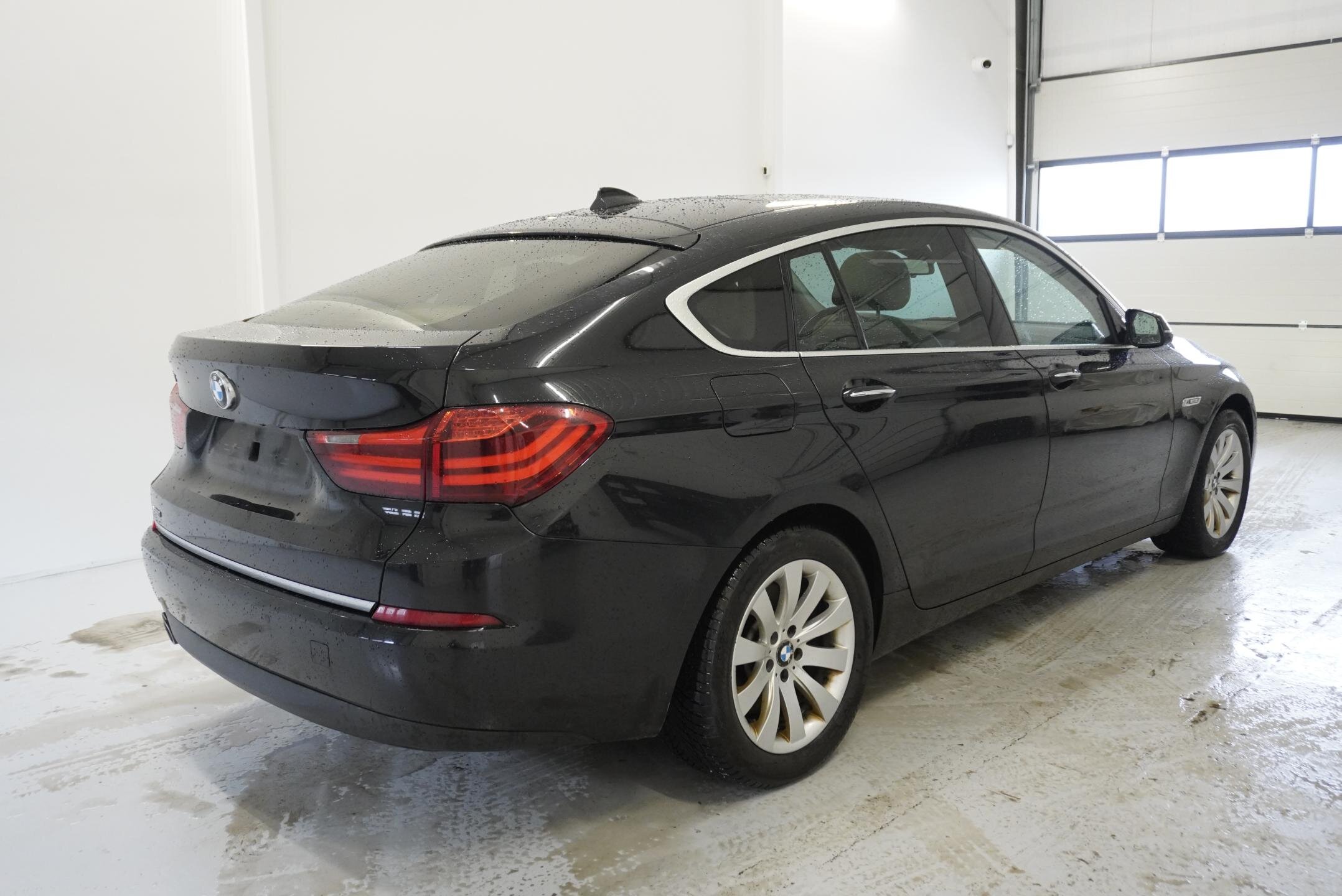 BMW Řada 5 Liftback 3,0 l 190 kw