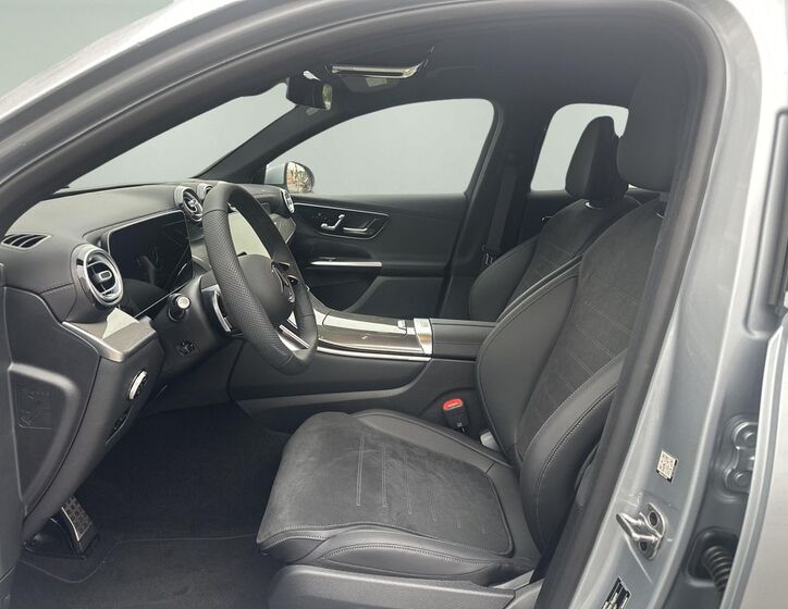 Mercedes-Benz GLC 13