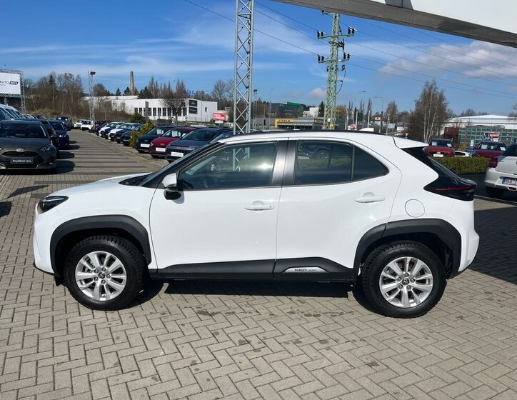 Toyota Yaris Cross SUV / Terénní 1,5 l 68 kw