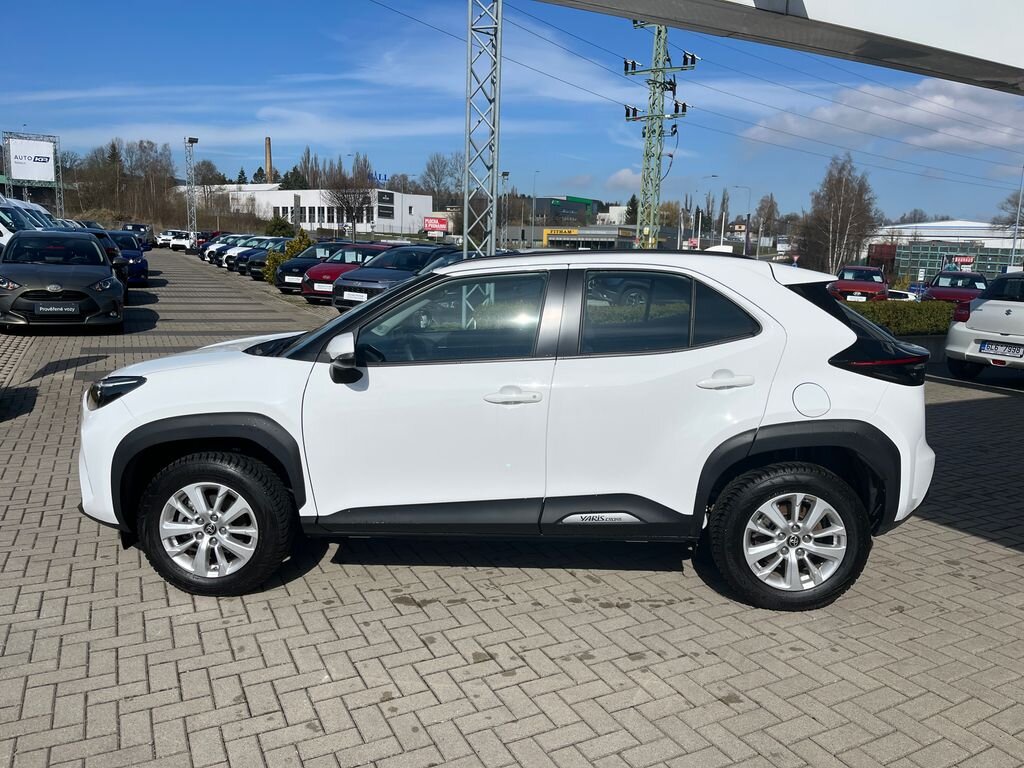Toyota Yaris Cross SUV / Terénní 1,5 l 68 kw