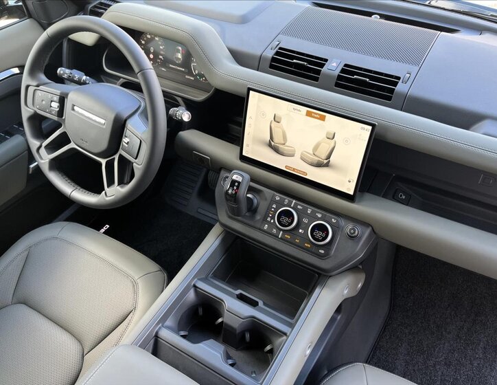 Land Rover Defender SUV 3,0 l 147 kw