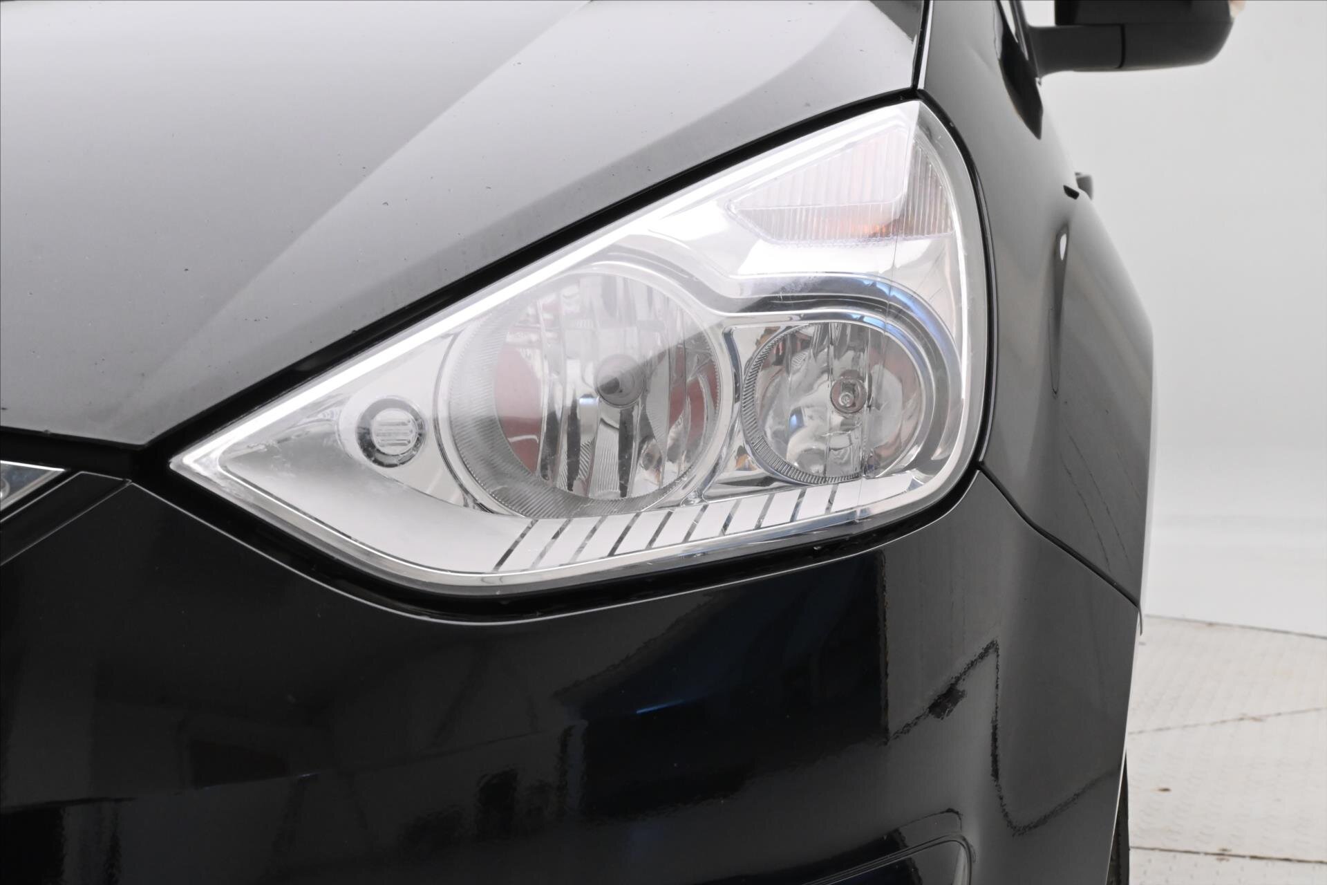 Ford Galaxy MPV 2,0 l 96 kw