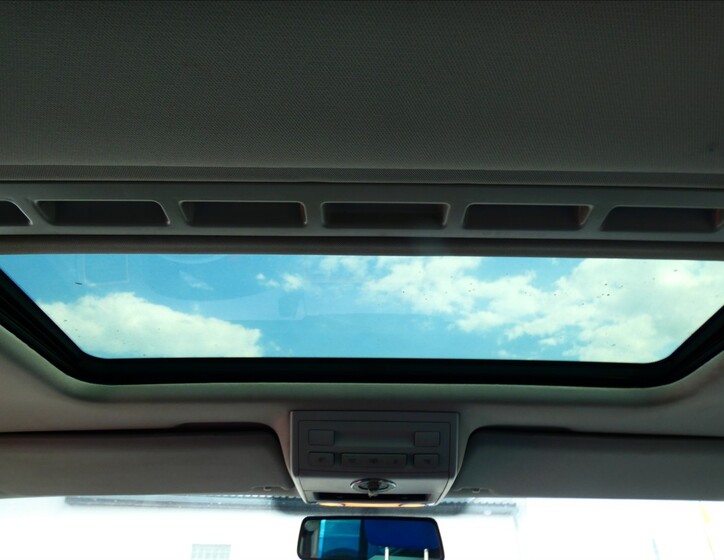 Volkswagen Multivan 13