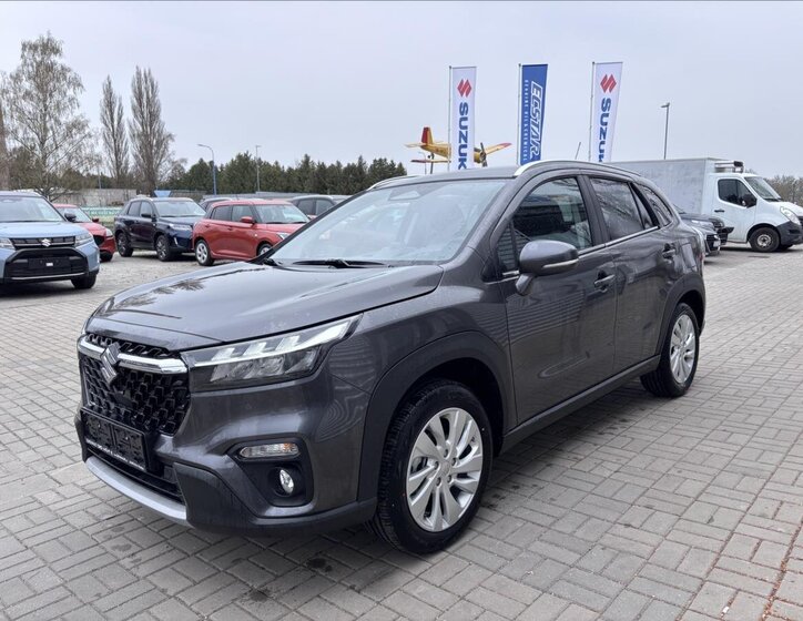 Suzuki S-Cross SUV / Terénní 1,4 l 81 kw