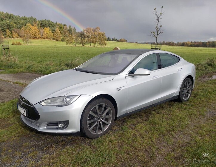Tesla Model S Sedan / Limuzína 0,0 310 kw