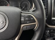 Jeep Cherokee SUV 2,0 l 103 kw