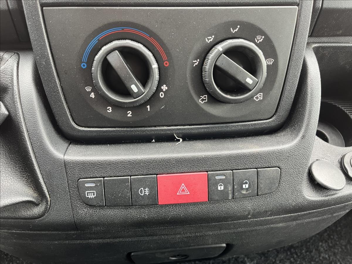 Peugeot Boxer Skříň 2,2 l 96 kw