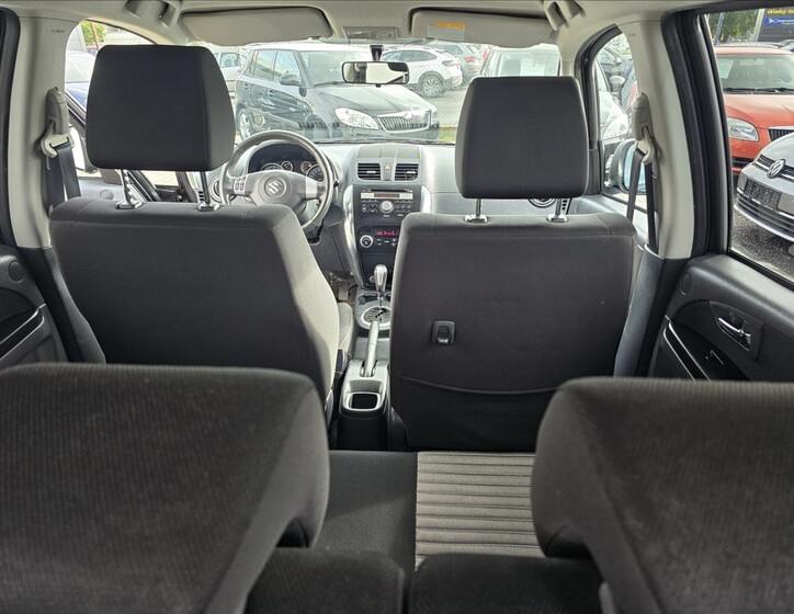 Suzuki SX4 25