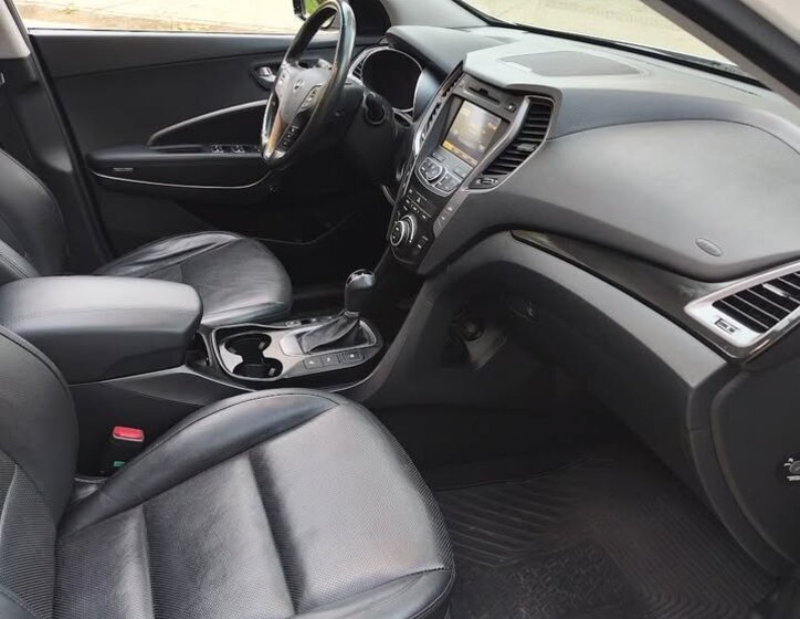 Hyundai Santa Fe SUV 2,2 l 145 kw