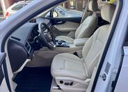 Audi Q7 11