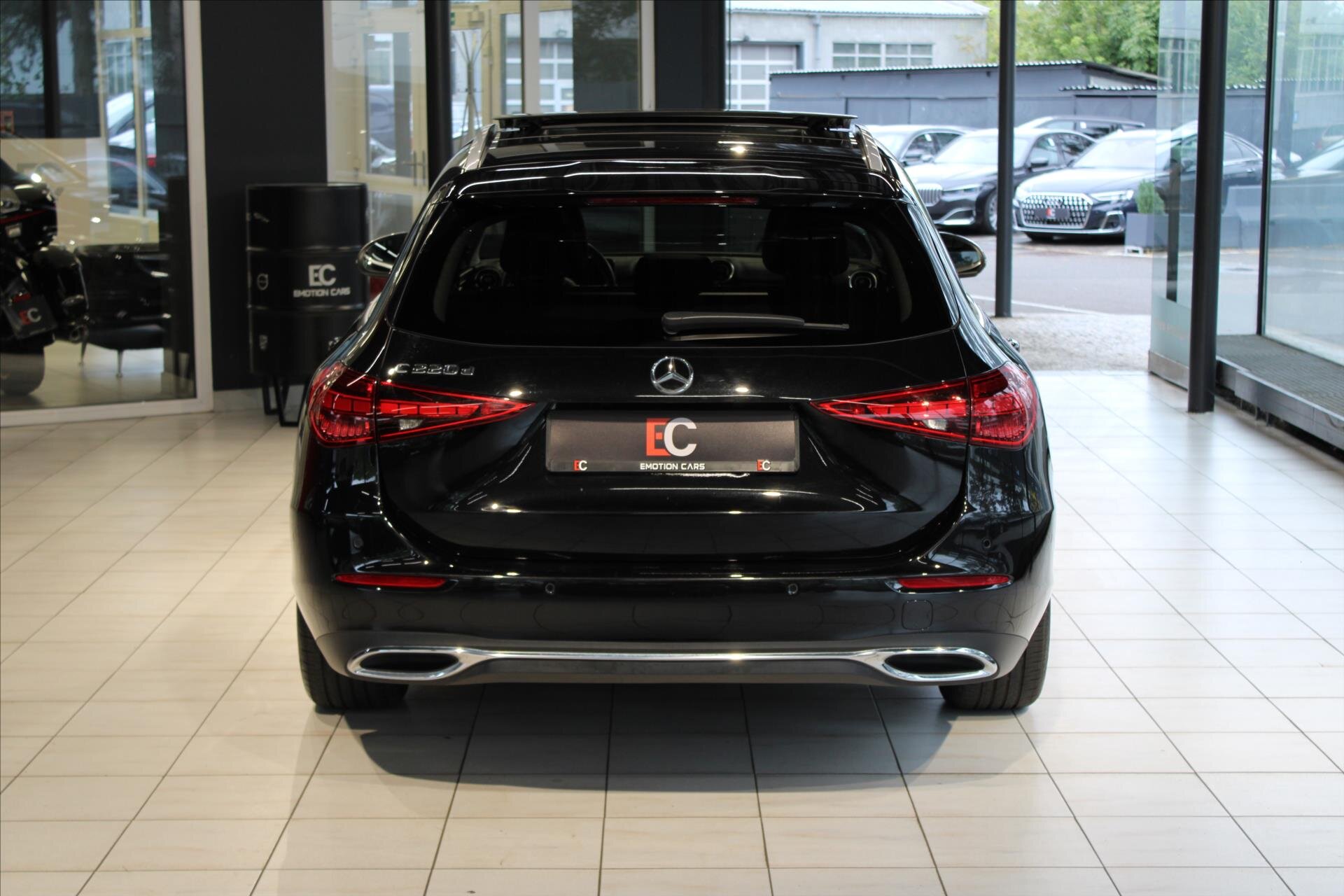 Mercedes-Benz Třídy C Kombi 2,0 l 147 kw