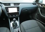 Škoda Octavia 23