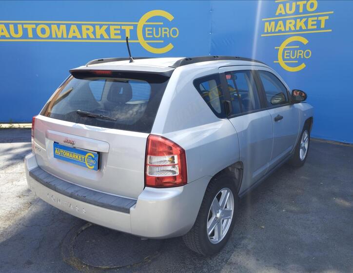 Jeep Compass 4