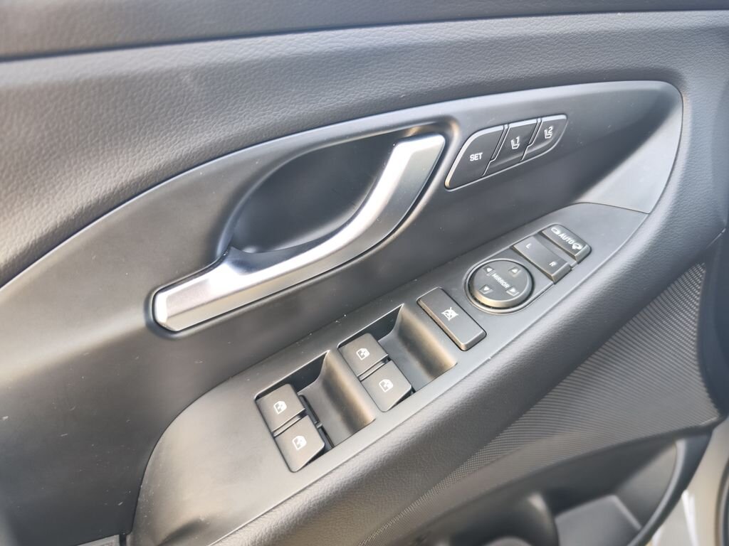 Hyundai i30 Liftback 1,5 l 117 kw