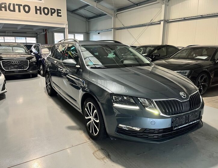 Škoda Octavia 1