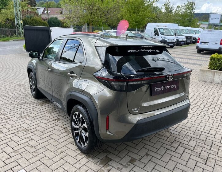 Toyota Yaris Cross SUV / Terénní 1,5 l 68 kw