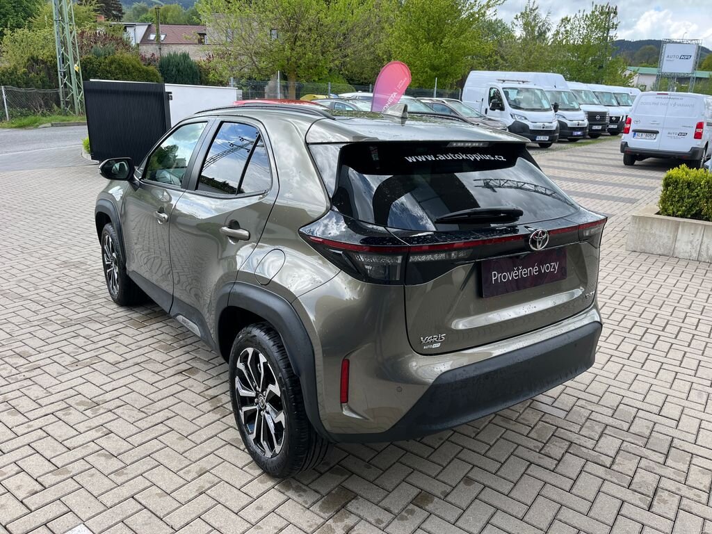 Toyota Yaris Cross SUV / Terénní 1,5 l 68 kw