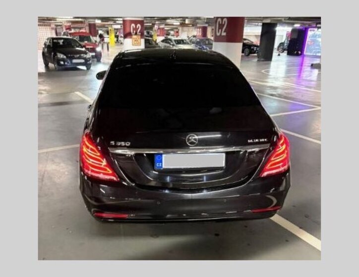 Mercedes-Benz Ostatní Sedan 3,0 l 190 kw