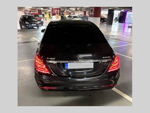 Mercedes-Benz Ostatní Sedan 3,0 l 190 kw