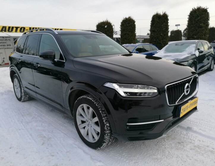 Volvo XC90 Kombi 2,0 l 165 kw