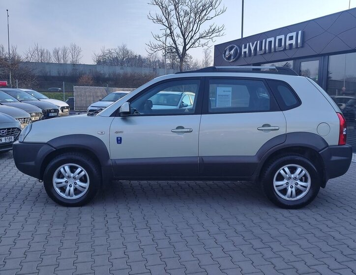 Hyundai Tucson SUV / Terénní 2,0 l 103 kw
