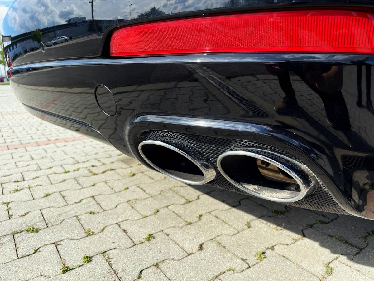 Maserati Levante SUV 3,0 l 257 kw