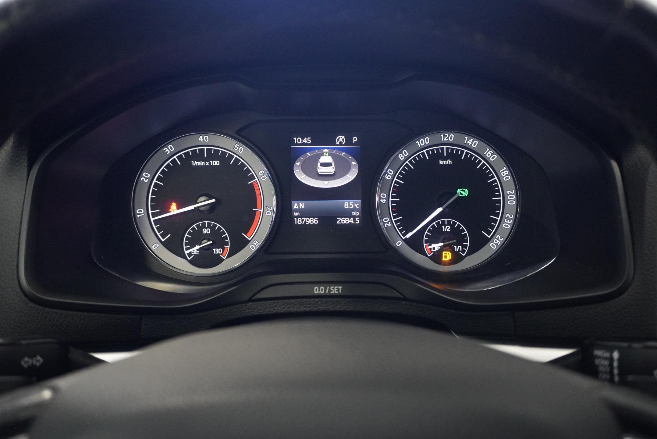 Škoda Karoq SUV / Terénní 1,5 l 110 kw