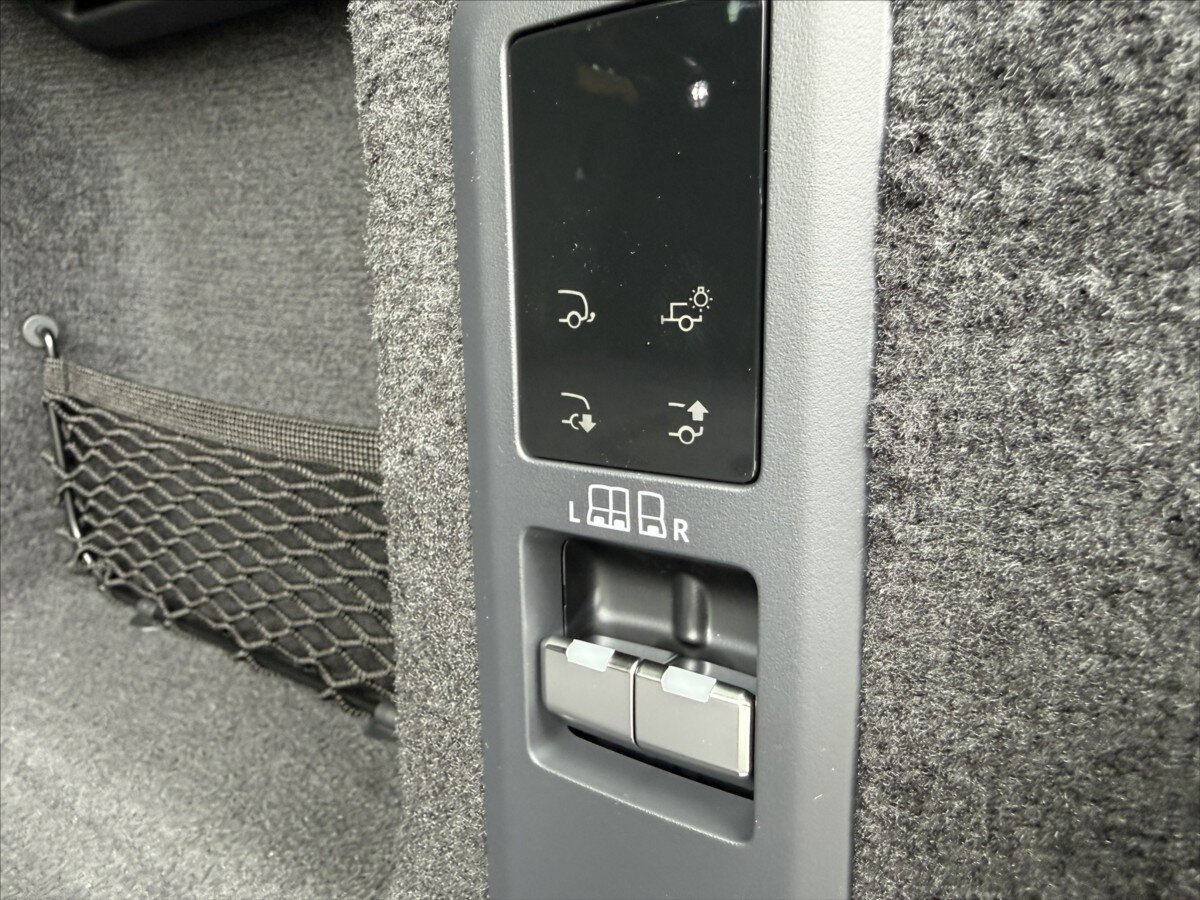 Land Rover Range Rover Sport SUV / Terénní 3,0 l 338 kw