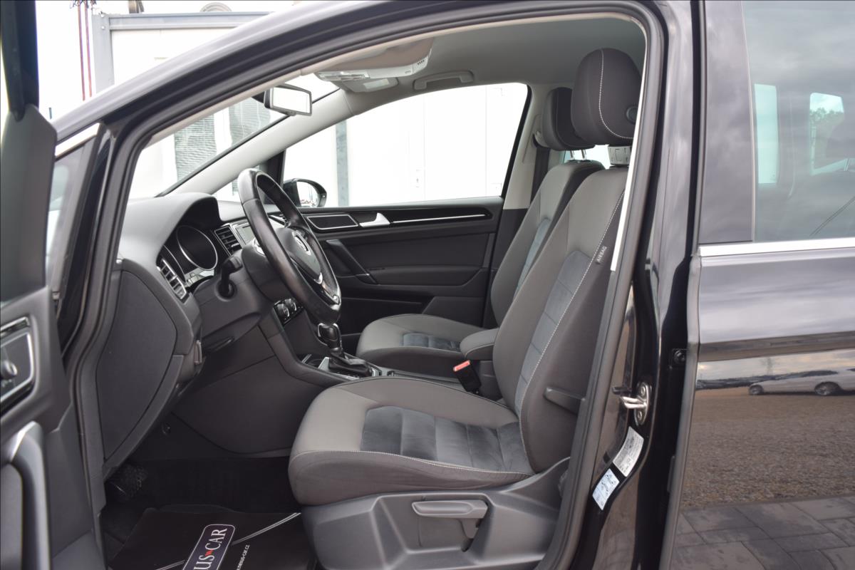 Volkswagen Golf Sportsvan