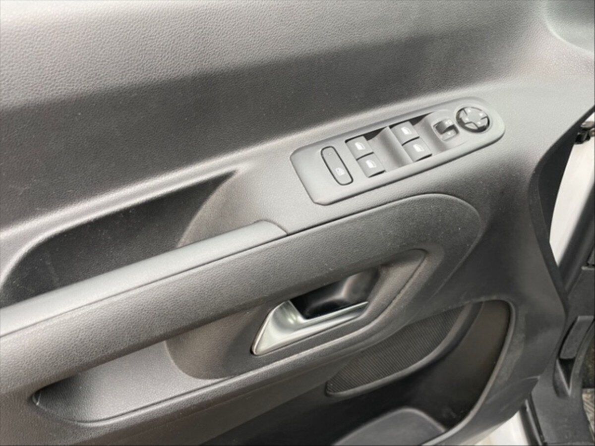 Opel Combo Ostatní 1,5 l 96 kw