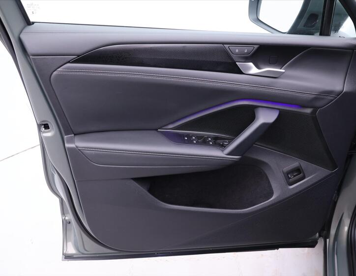 Volkswagen Tiguan 11